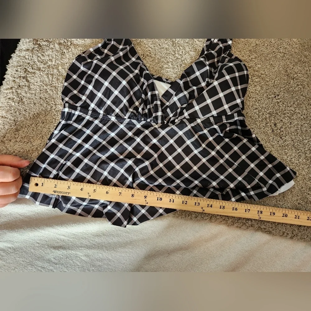 Kona Sol Cropped Tankini Top Plaid Black White